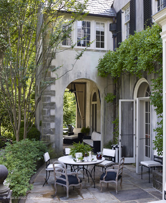Miles Redd, Danielle Rollins's home, patio via belle vivir blog