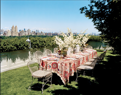 claude Wasserstein at home dining table on the rooftop garden via belle vivir blog