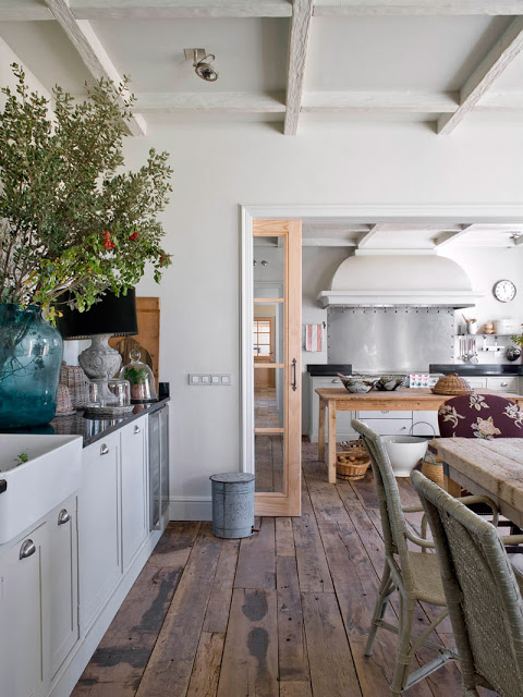 isabel lopez quesada kitchen via belle vivir blog