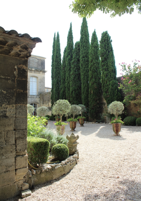 A Chic and Stylish Guide to Uzes, France