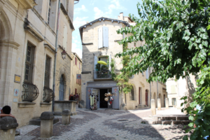 chic and stylish guide to uzes france streets