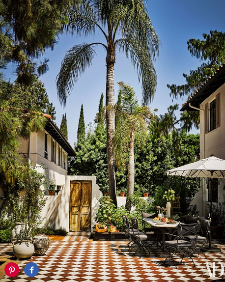 Nate Berkus and Jeremiah Brent's Los Angeles home patio via belle vivir blog