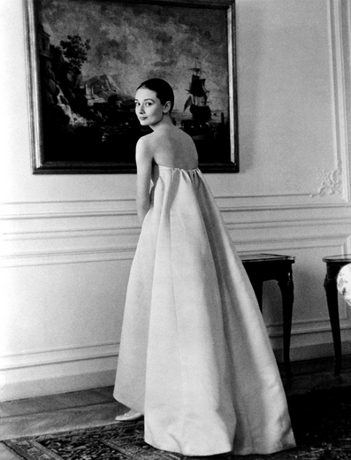 Audrey Hepburn in Givenchy via belle vivir blog