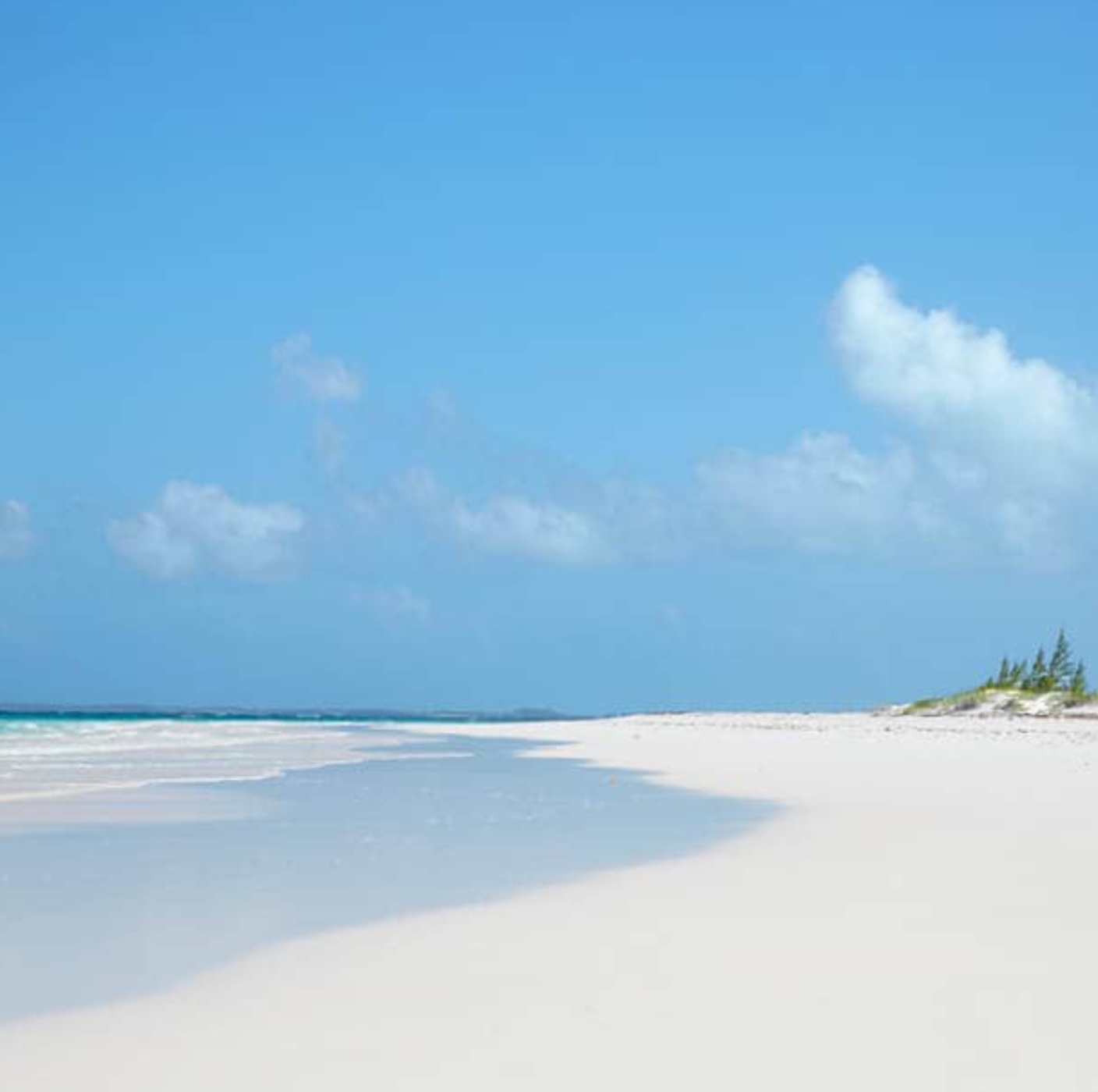 beach home, bahama style, rattan, blue, sandy beach