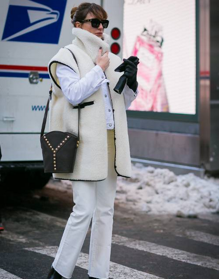 wear white in winter