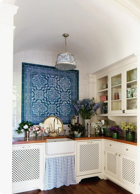 sophisticated country kitchen, blue and white Miles Redd