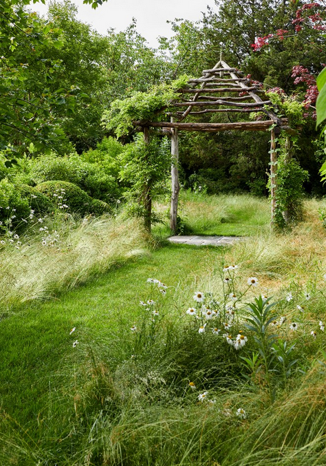 Lauren Santo Domingo's Southampton home, garden pergola